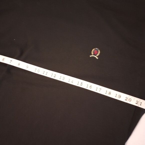 Tommy Hilfiger men's black t-shirt - Picture 7 of 7